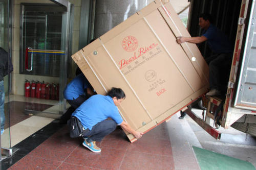 清水河钢琴贵重工艺品无忧运